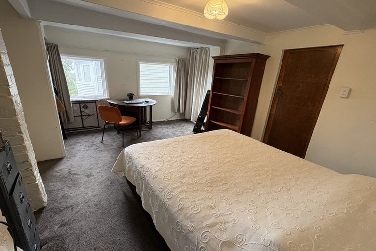 Photo of property in 29 Highbury Road, Highbury, Wellington, 6012