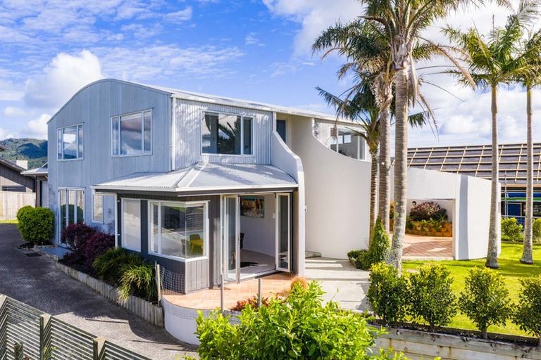 Photo of property in 43 Cullen Street, Mangawhai Heads, Mangawhai, 0505