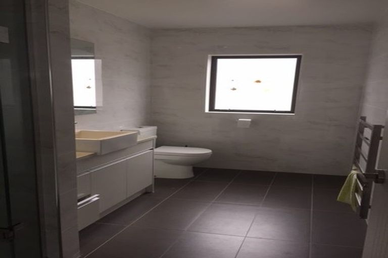 Photo of property in 16 Listack Drive, Flat Bush, Auckland, 2019