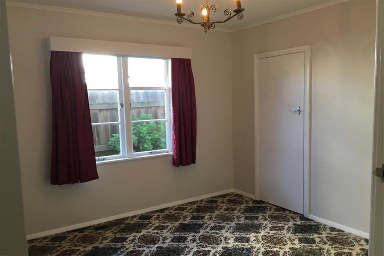 Photo of property in 95 Golf Road, Paraparaumu Beach, Paraparaumu, 5032