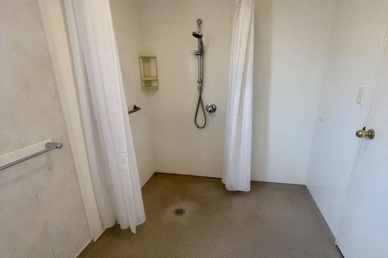 Photo of property in 4/28 Third Avenue, Tauranga, 3110