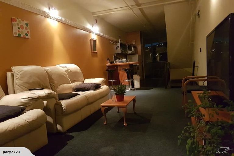 Photo of property in Qba Apartments, 4n/51 Webb Street, Mount Cook, Wellington, 6011
