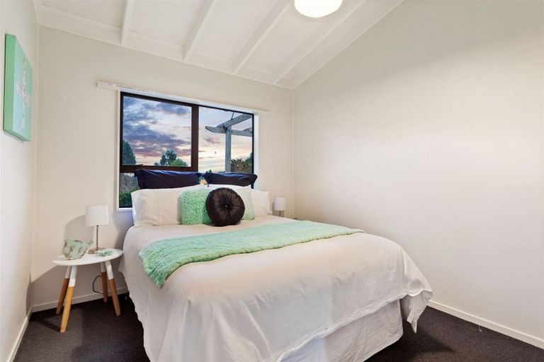 Photo of property in 2/113 Manuka Road, Bayview, Auckland, 0629