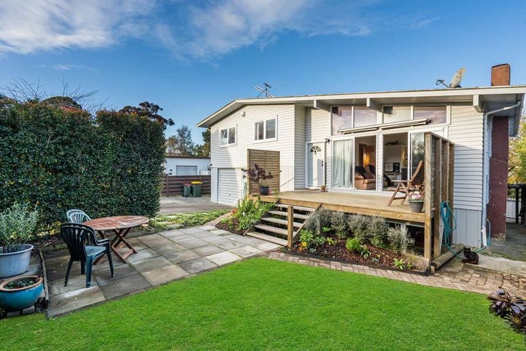 Photo of property in 19 Wanaka Place, Pakuranga Heights, Auckland, 2010