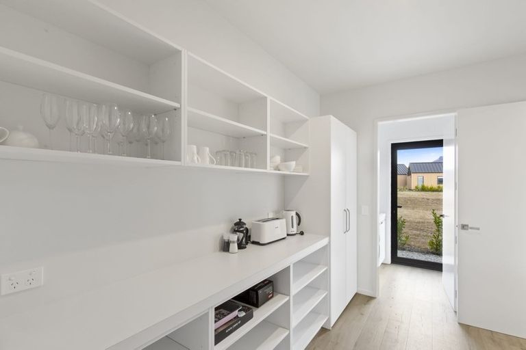 Photo of property in 9 Mcadam Drive, Jacks Point, Queenstown, 9371