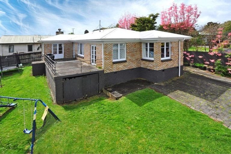 Photo of property in 2/35 Takanini Road, Takanini, 2112