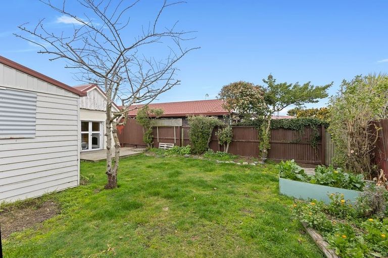 Photo of property in 76 Oram Avenue, New Brighton, Christchurch, 8061