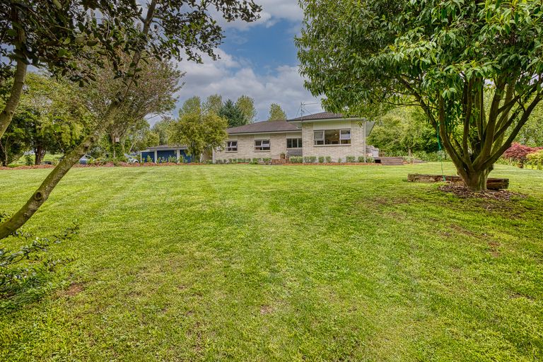 Photo of property in 18 Kia Kaha Drive, Snells Beach, 0920