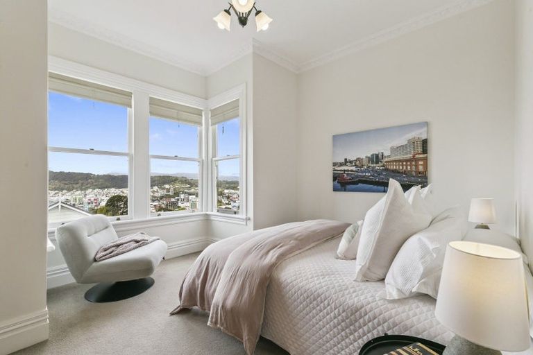 Photo of property in 49 Devon Street, Aro Valley, Wellington, 6021