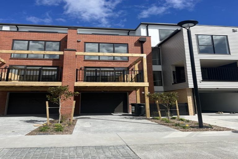 Photo of property in 99 Settlers Avenue, Hobsonville, Auckland, 0618