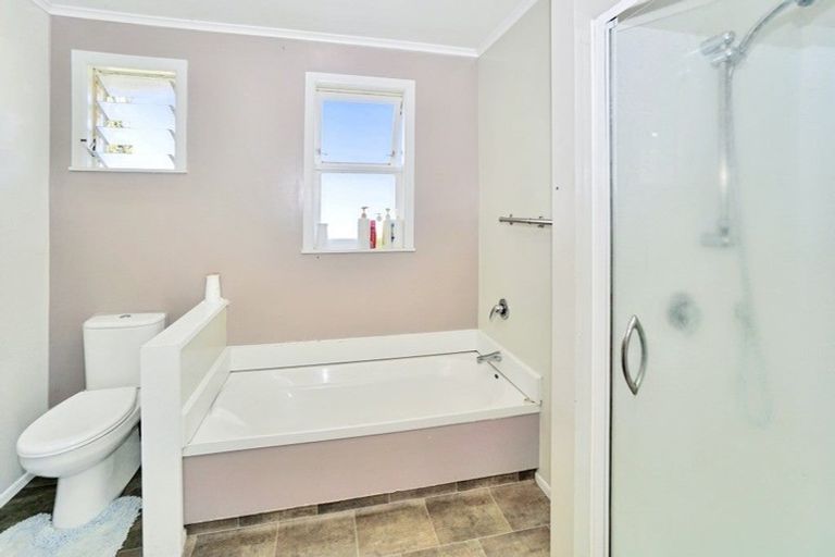 Photo of property in 14 Donovan Street, Te Puke, 3119