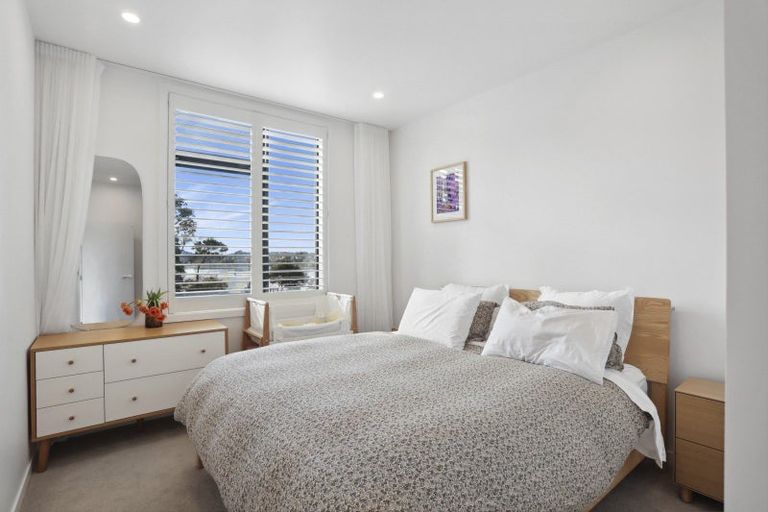 Photo of property in 45b Hudson Bay Road, Hobsonville, Auckland, 0616