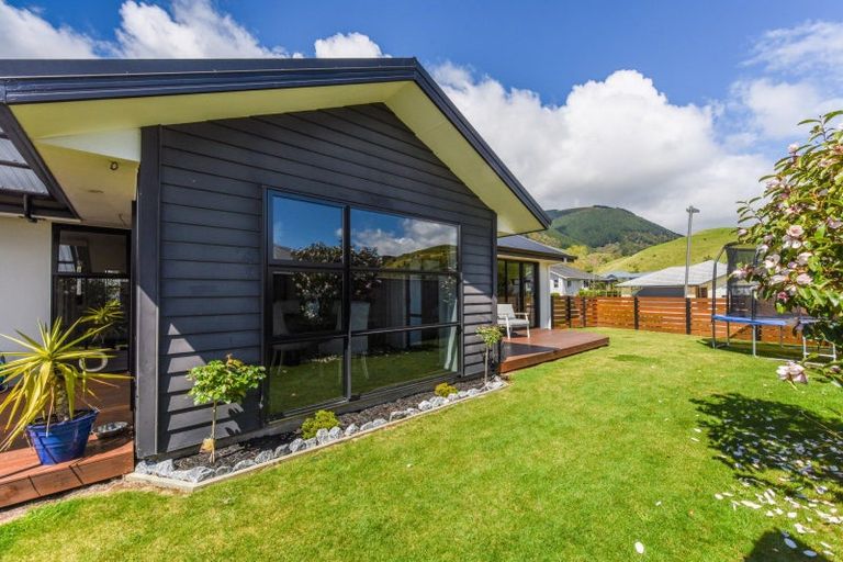 Photo of property in 70 Sanctuary Drive, Stoke, Nelson, 7011