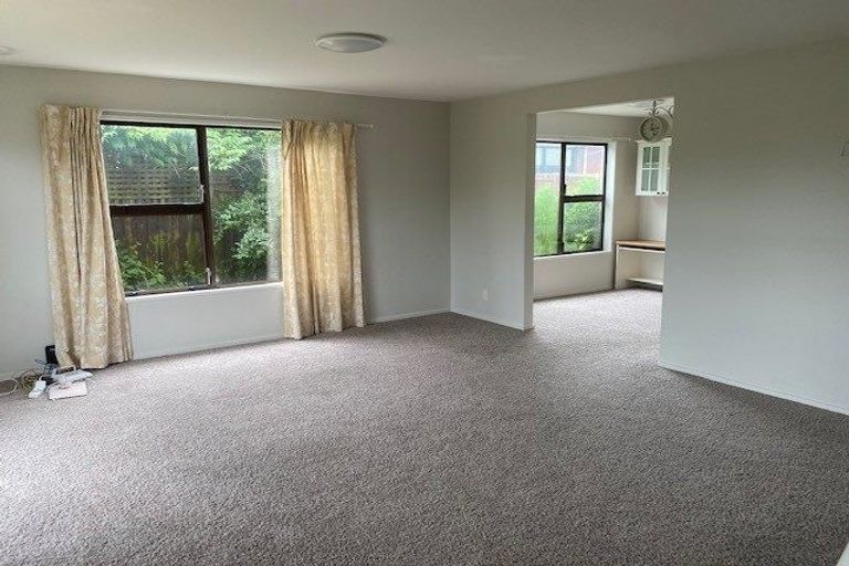 Photo of property in 7 Rhyl Place, Bryndwr, Christchurch, 8053
