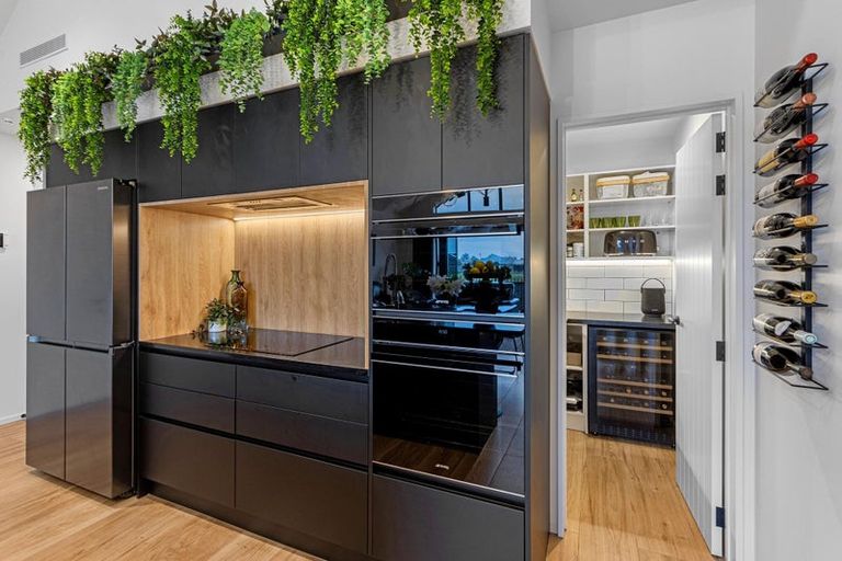 Photo of property in 38 Stationmasters Way, Prebbleton, 7604