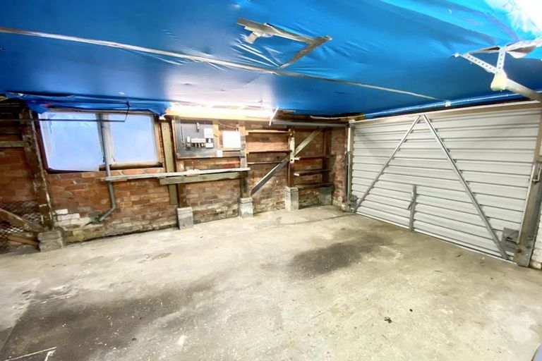 Photo of property in 31 Routley Drive, Glen Eden, Auckland, 0602