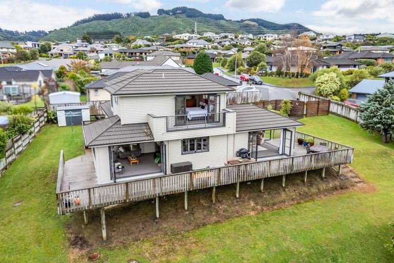 Photo of property in 9 Colin Guppy Crescent, Riverstone Terraces, Upper Hutt, 5018