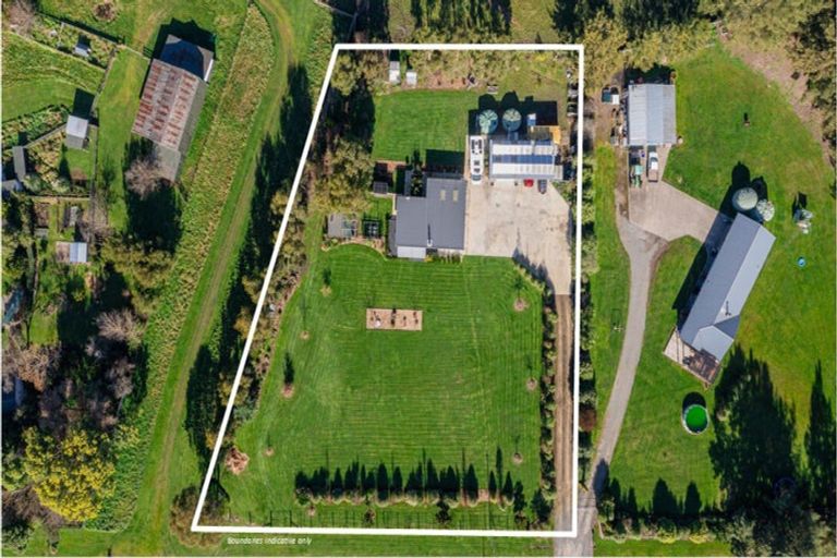 Photo of property in 15 Pukeora Scenic Road, Waipukurau, 4281