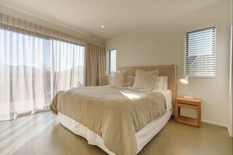 Photo of property in 35 Mount Nicholas Avenue, Wanaka, 9305