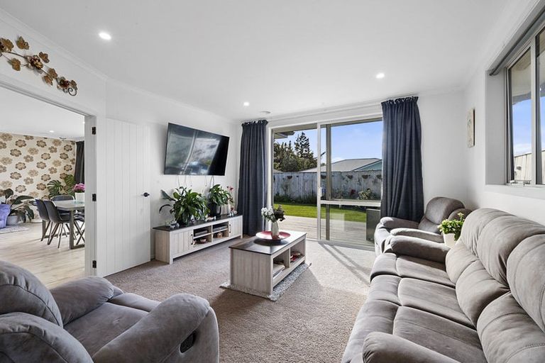Photo of property in 23 Estate Grove, Inglewood, 4330