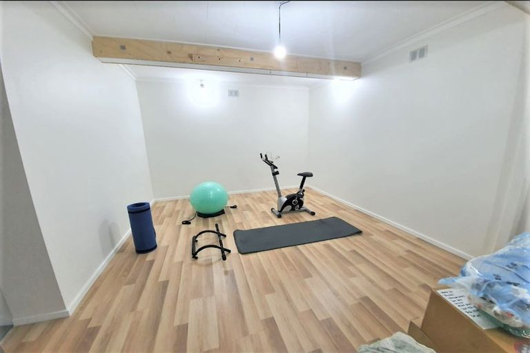 Photo of property in 25 Lord Street, Stokes Valley, Lower Hutt, 5019