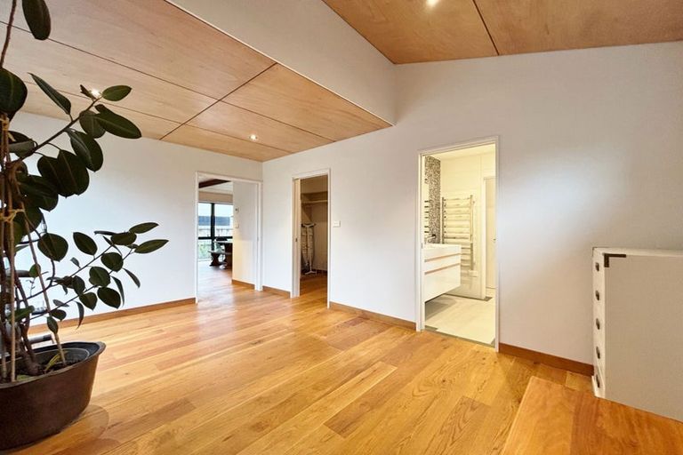 Photo of property in 46 Hewitts Road, Merivale, Christchurch, 8014