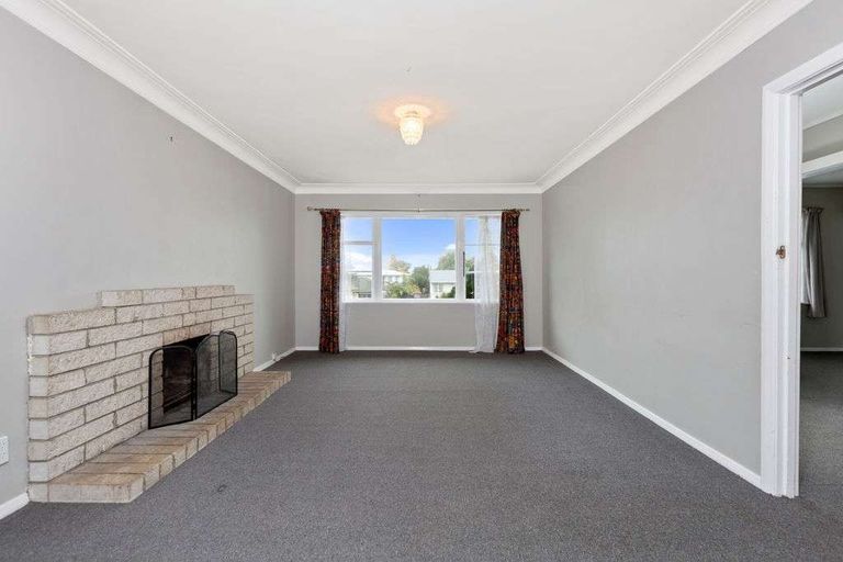 Photo of property in 74a Mcannalley Street, Manurewa East, Auckland, 2102