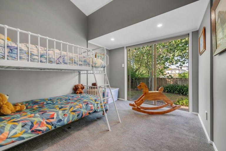 Photo of property in 16 Grove Lane, Pakuranga, Auckland, 2010