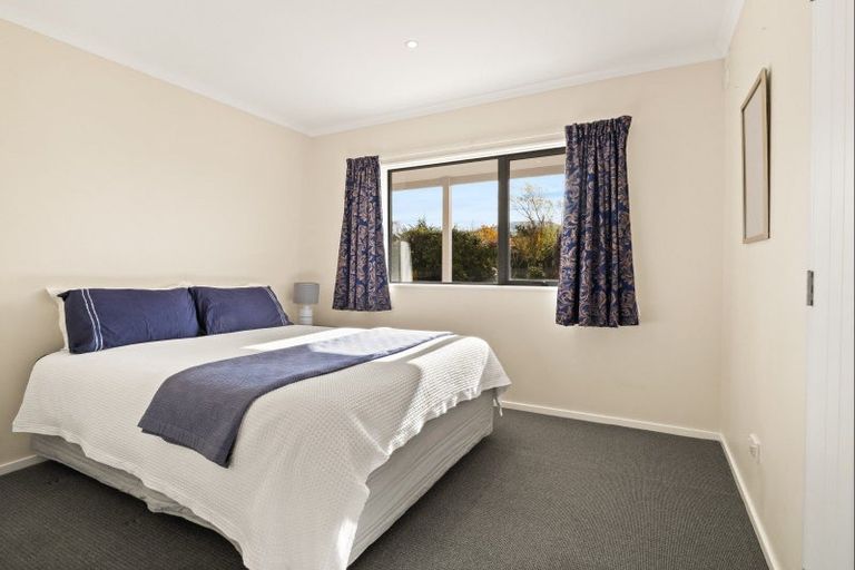 Photo of property in 77 Beach Street, Saint Clair, Dunedin, 9012