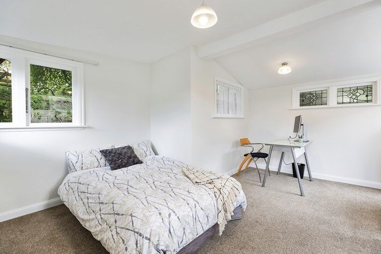 Photo of property in 131 Aro Street, Aro Valley, Wellington, 6021