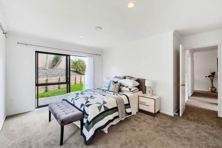 Photo of property in 47 Fleetwood Drive, Henderson, Auckland, 0612