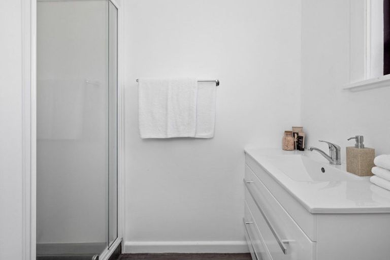 Photo of property in 10 Cassino Crescent, Onekawa, Napier, 4110