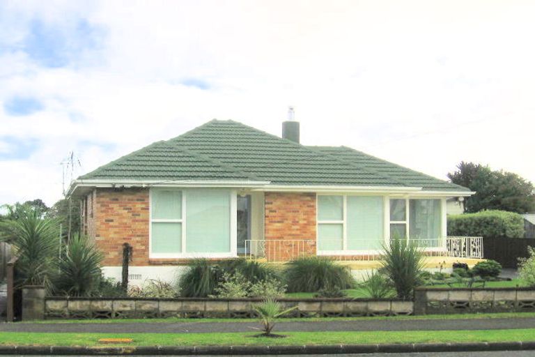 Photo of property in 44 James Laurie Street, Henderson, Auckland, 0612