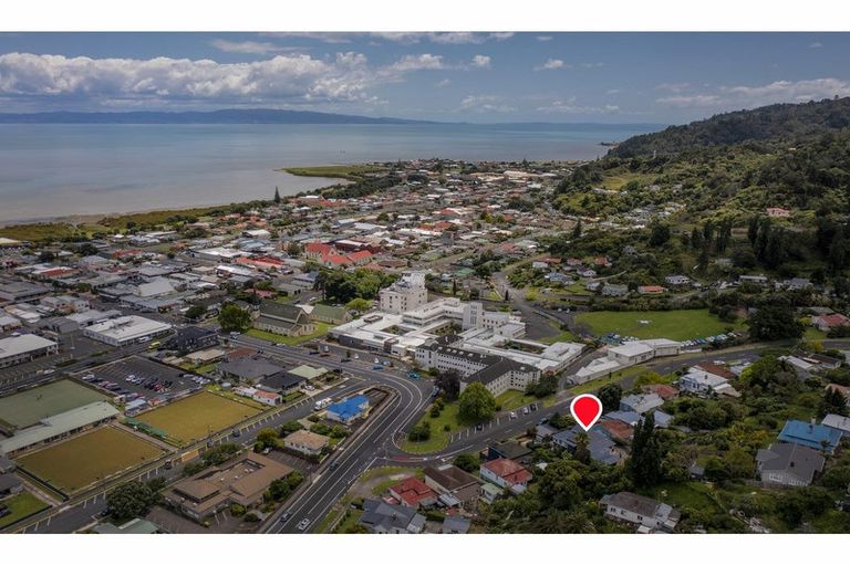Photo of property in 108 Karaka Road, Thames, 3500