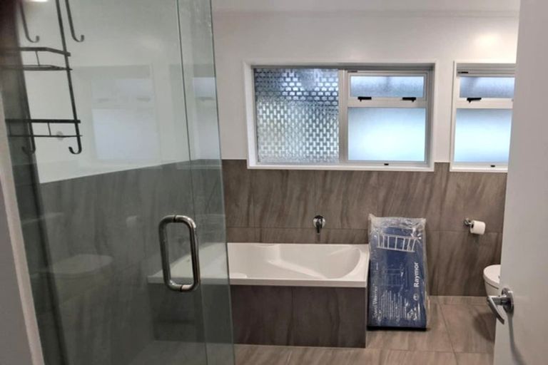 Photo of property in 76 Fairway Drive, Shirley, Christchurch, 8061