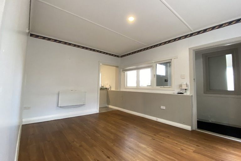 Photo of property in 6 Brighton Terrace, Murrays Bay, Auckland, 0630