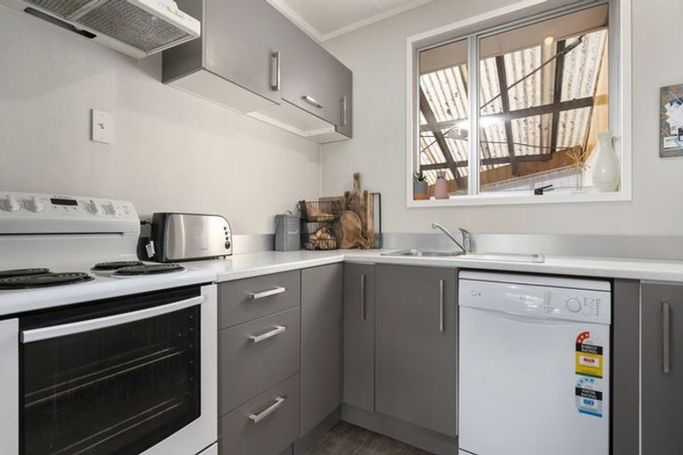 Photo of property in 162 Brecon Road, Stratford, 4332