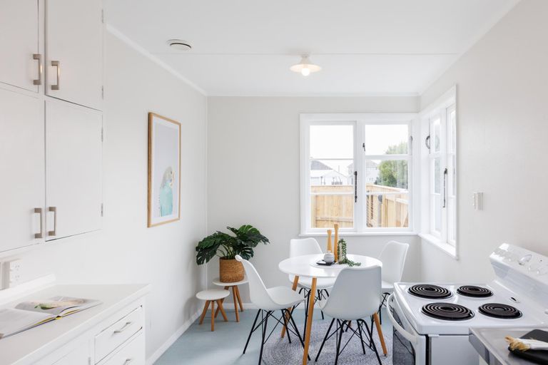 Photo of property in 14 Humber Street, Roslyn, Palmerston North, 4414