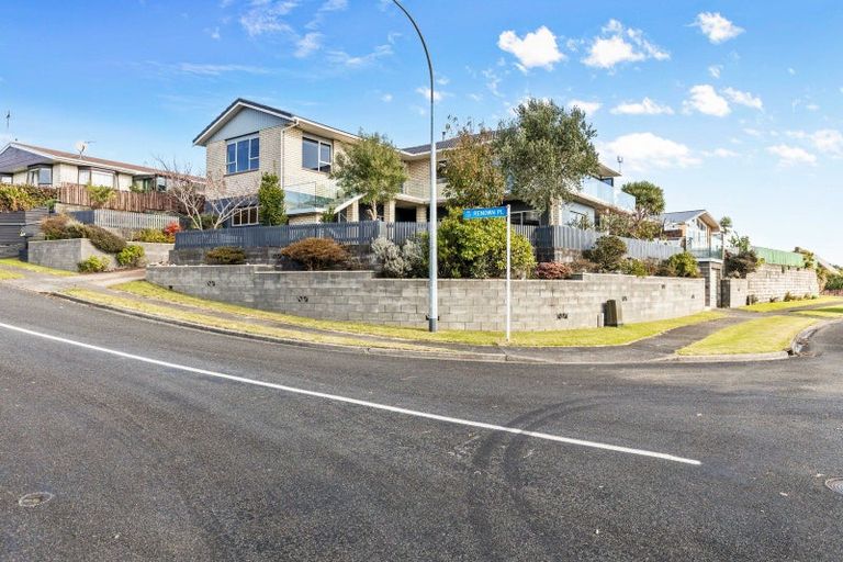 Photo of property in 9 Norwich Avenue, Spotswood, New Plymouth, 4310
