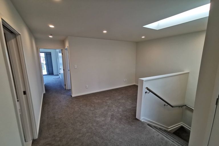 Photo of property in 15 Gunn Way, Hobsonville, Auckland, 0616