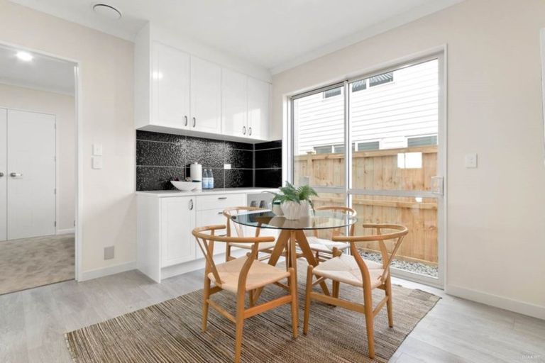 Photo of property in 23 Horsefields Drive, Flat Bush, Auckland, 2019