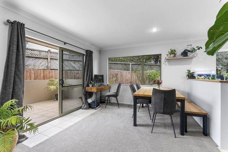 Photo of property in 18 Parris Street, Moturoa, New Plymouth, 4310