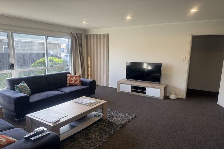 Photo of property in 389 Yaldhurst Road, Russley, Christchurch, 8042