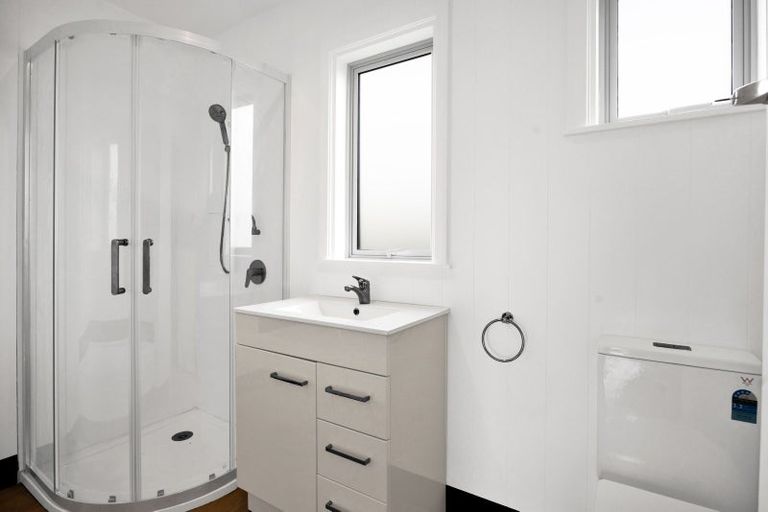 Photo of property in 43 Celia Street, Stratford, 4332