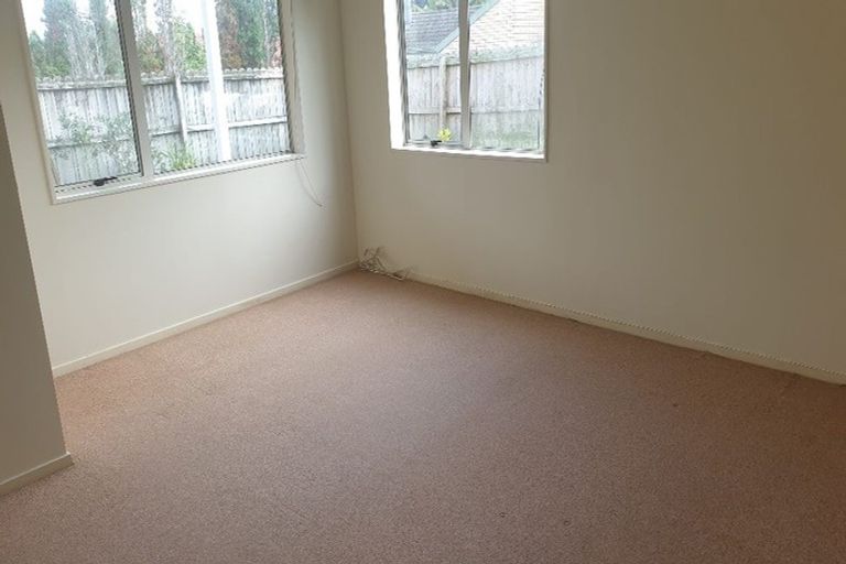 Photo of property in 38 Kona Crescent, Henderson, Auckland, 0610