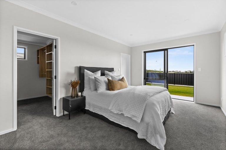 Photo of property in 77 Brookvale Road, Havelock North, 4130