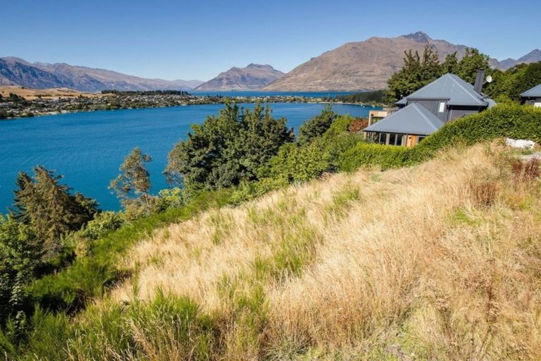 Photo of property in 99 Panorama Terrace, Queenstown, 9300