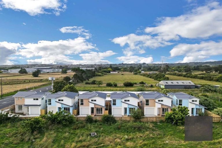 Photo of property in 305f Porchester Road, Takanini, 2112
