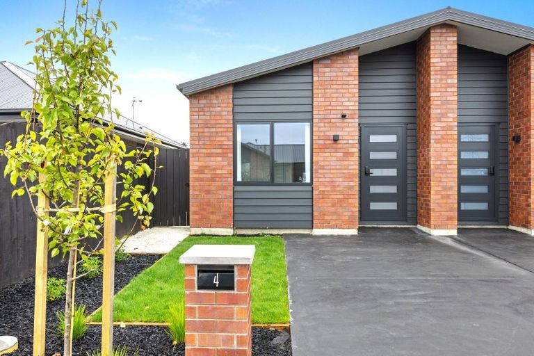 Photo of property in 4 Hunia Place, Yaldhurst, Christchurch, 8042