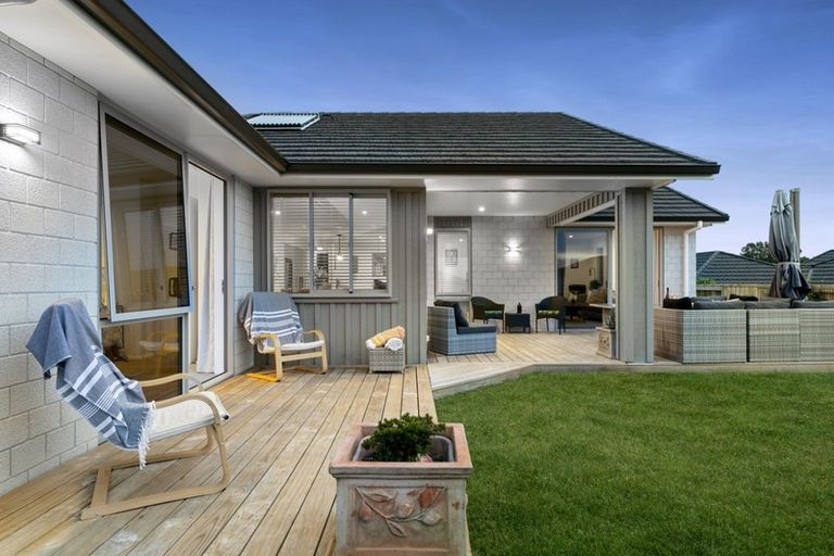Photo of property in 9 Materawaho Way, Pyes Pa, Tauranga, 3112